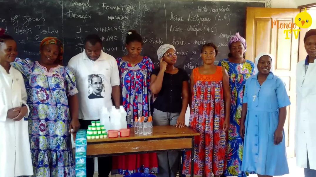 Formation à l'école Catholique "Mere rosa ines"